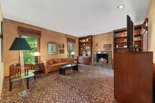 1370 Sunview Ln, Winnetka, IL 60093 - Photo 11