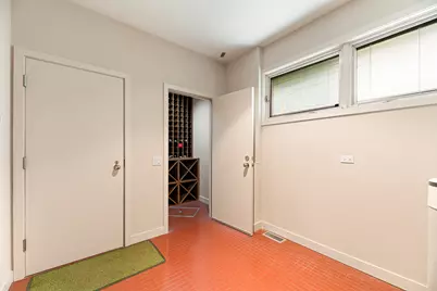 1370 Sunview Lane, Winnetka, IL 60093 - Photo 33