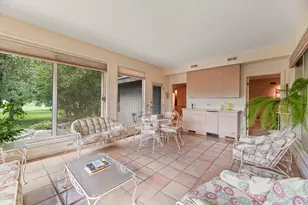 1370 Sunview Ln, Winnetka, IL 60093 - Photo 9