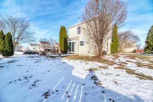 703 Hillcrest Dr, Bolingbrook, IL 60440 - Photo 33