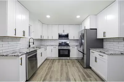 1054 Elliott Avenue, Aurora, IL 60505 - Photo 3