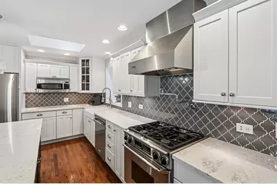 131 W Chicago Avenue, Downers Grove, IL 60515 - Photo 13