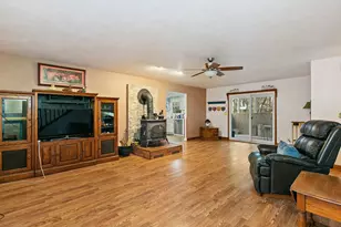 1313 Woods Rd, Belvidere, IL 61008 - Photo 5