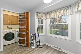 1313 Woods Rd, Belvidere, IL 61008 - Photo 11