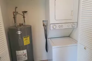 234 Bertram Dr, Yorkville, IL 60560 - Photo 5