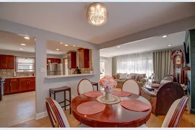 648 Saginaw Avenue, Calumet City, IL 60409 - Photo 9