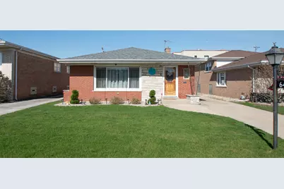 648 Saginaw Avenue, Calumet City, IL 60409 - Photo 1