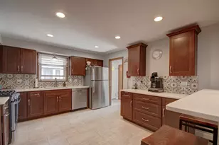 648 Saginaw Ave, Calumet City, IL 60409 - Photo 15