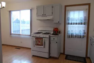 4108 Douglas Dr, Zion, IL 60099 - Photo 5