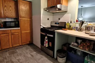 4515 Raven St, Rockford, IL 61107 - Photo 9