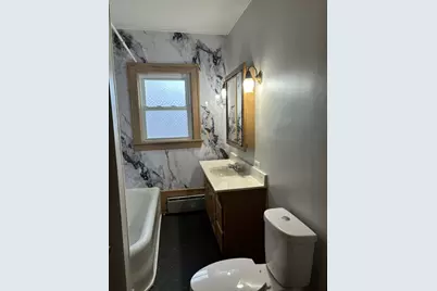 912 Clay Street, Woodstock, IL 60098 - Photo 9