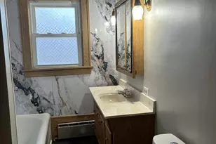 912 Clay St, Woodstock, IL 60098 - Photo 9