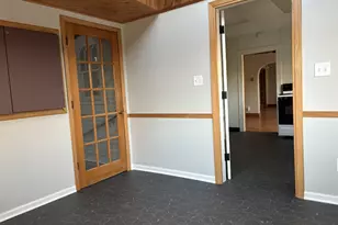 912 Clay St, Woodstock, IL 60098 - Photo 7