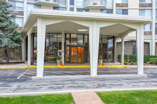 40 N Tower Rd, Oak Brook, IL 60523 - Photo 1