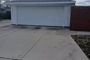 101 Granville Ave, Bellwood, IL 60104 - Photo 9