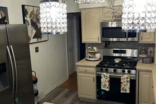 101 Granville Ave, Bellwood, IL 60104 - Photo 5