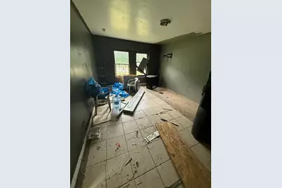 10611 S Cottage Grove Avenue, Chicago, IL 60628 - Photo 3