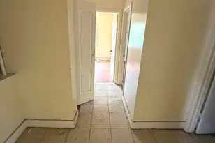 10611 S Cottage Grove Ave, Chicago, IL 60628 - Photo 9