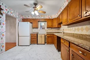 6800 N California Ave, Chicago, IL 60645 - Photo 5