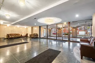 6800 N California Ave, Chicago, IL 60645 - Photo 15