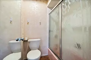 6800 N California Ave, Chicago, IL 60645 - Photo 11