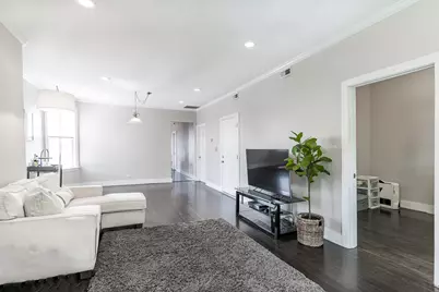 2310 N Kenneth Avenue #3, Chicago, IL 60639 - Photo 5