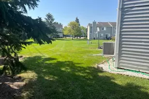 1273 Dunamon Dr, Bartlett, IL 60103 - Photo 5