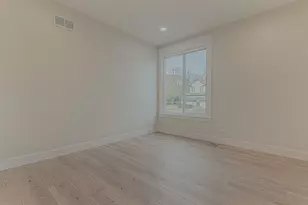 409 Algona Ave, Elgin, IL 60120 - Photo 15