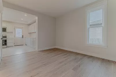 409 Algona Avenue, Elgin, IL 60120 - Photo 9