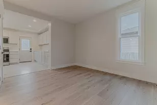 409 Algona Ave, Elgin, IL 60120 - Photo 9