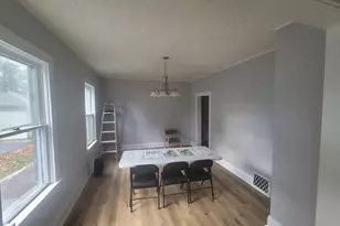 526 N View St, Aurora, IL 60506 - Photo 3