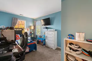 8512 Foxborough Way, Joliet, IL 60431 - Photo 17