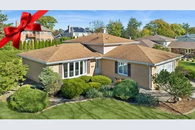 1614 Holly Avenue, Darien, IL 60561 - Photo 1