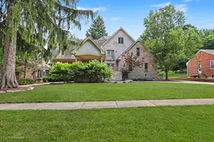 130 Fuller Rd, Hinsdale, IL 60521 - Photo 3