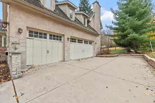 130 Fuller Rd, Hinsdale, IL 60521 - Photo 9