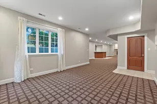 130 Fuller Rd, Hinsdale, IL 60521 - Photo 33