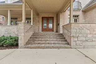 130 Fuller Rd, Hinsdale, IL 60521 - Photo 3