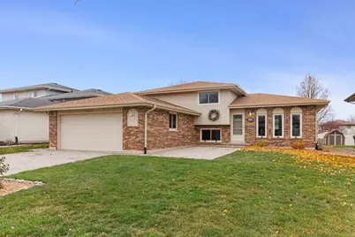 15636 Lockwood Avenue, Oak Forest, IL 60452 - Photo 1