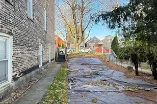 3535 S Damen Ave, Chicago, IL 60609 - Photo 3