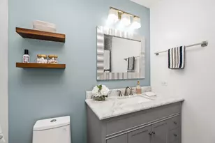 715 S Naperville Rd, Wheaton, IL 60189 - Photo 15