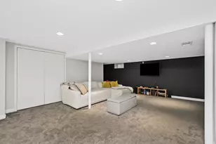 715 S Naperville Rd, Wheaton, IL 60189 - Photo 27