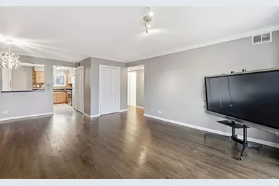 9350 Bay Colony Drive #3W, Des Plaines, IL 60016 - Photo 7