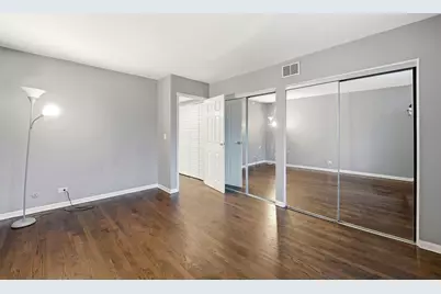 9350 Bay Colony Drive #3W, Des Plaines, IL 60016 - Photo 17