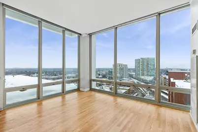 1570 Elmwood Avenue #1504, Evanston, IL 60201 - Photo 11