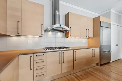 1570 Elmwood Avenue #1504, Evanston, IL 60201 - Photo 9