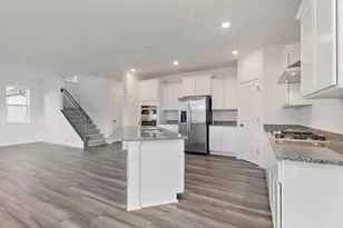 32069 Savannah Dr, Lakemoor, IL 60051 - Photo 11