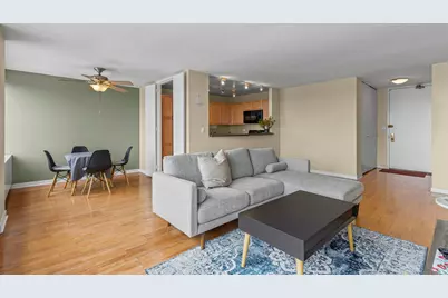 655 W Irving Park Road #2403, Chicago, IL 60613 - Photo 3