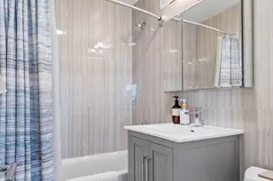 655 W Irving Park Rd, Chicago, IL 60613 - Photo 15