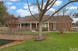 2060 N Charter Point Dr, Arlington Heights, IL 60004 - Photo 1