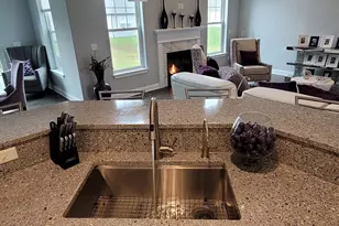 1919 Truman St, Sycamore, IL 60178 - Photo 11